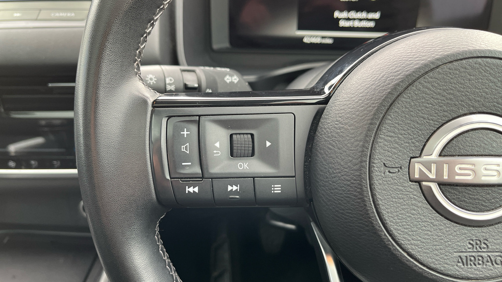 Nissan Qashqai Tekna Grey #28