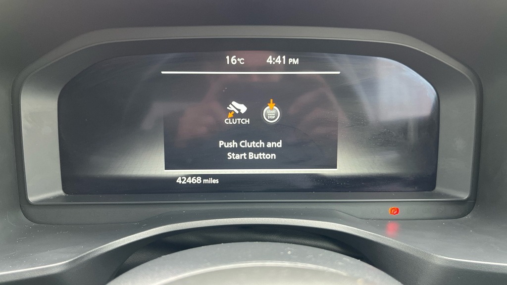 Nissan Qashqai Tekna Grey #18