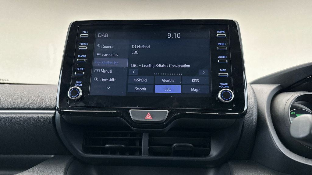 Toyota Yaris Dynamic Blue #18