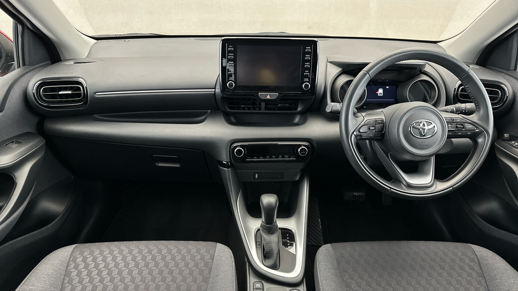 Toyota Yaris Dynamic Blue #14