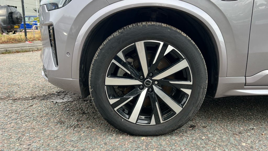 Volvo XC90 Ultra Dark Black #20