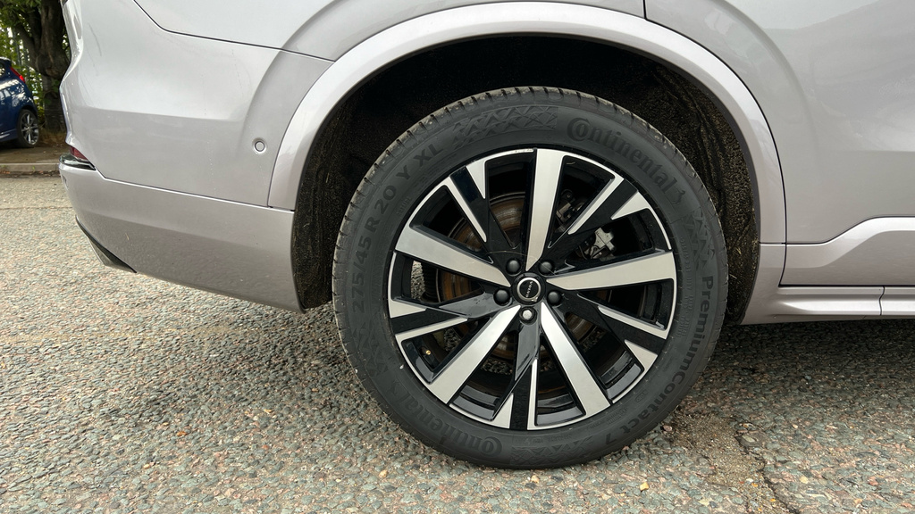 Volvo XC90 Ultra Dark Black #19