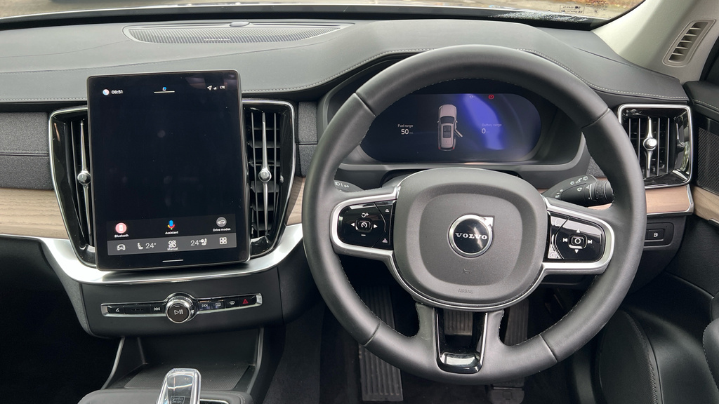 Volvo XC90 Ultra Dark Black #24