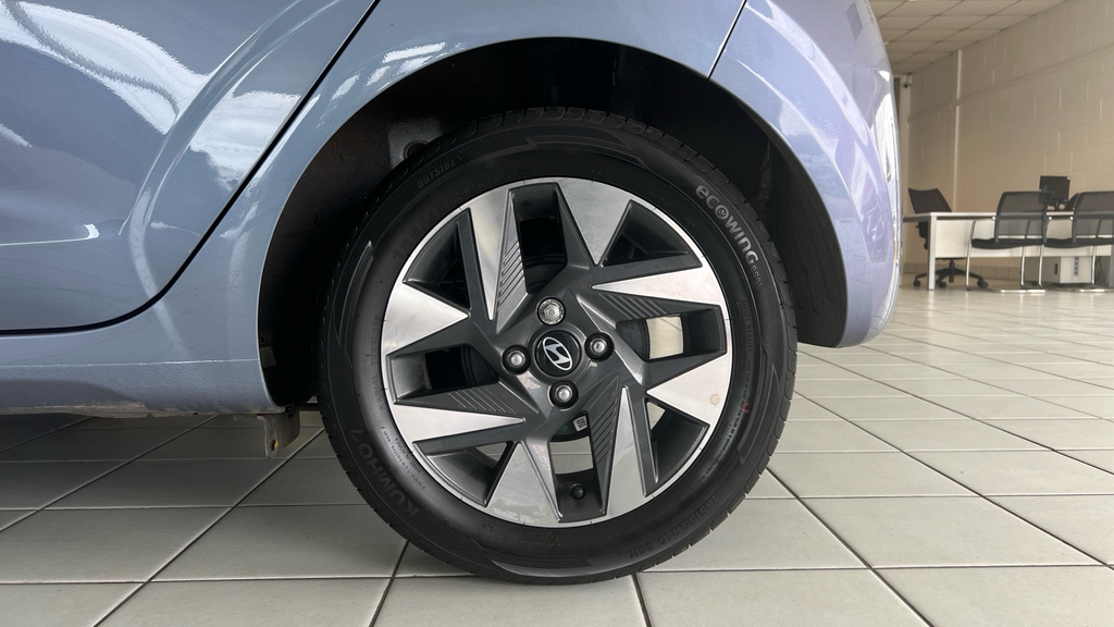 Hyundai I10 Advance White #23