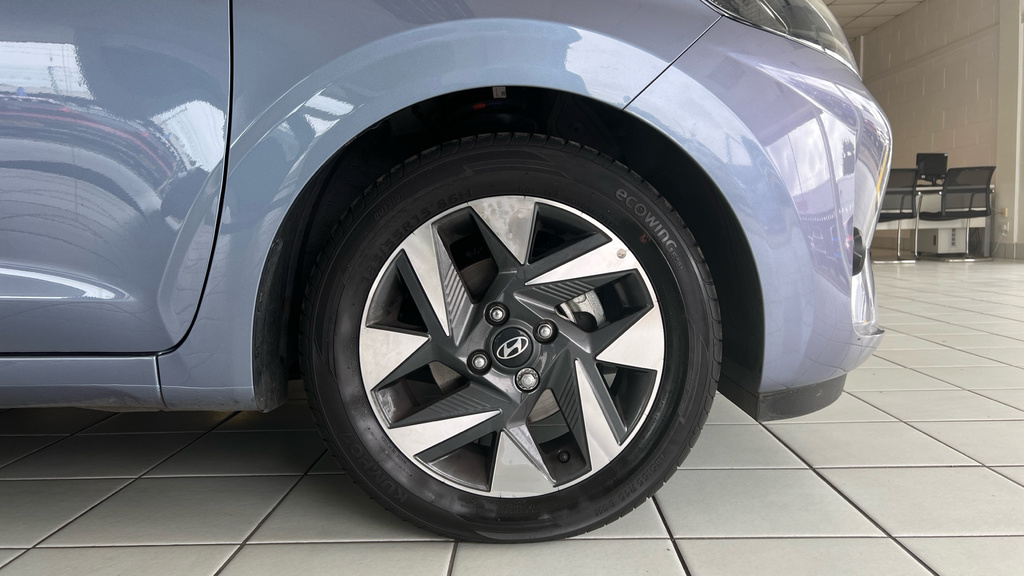 Hyundai I10 Advance White #25