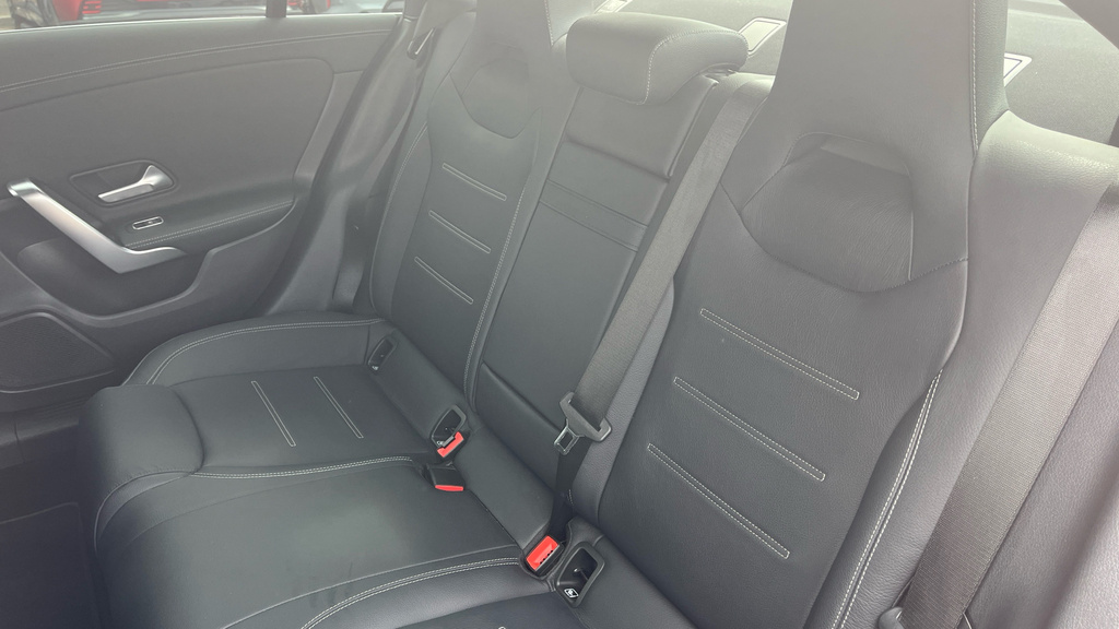 Mercedes-Benz CLA Class 2.0 Cla 220 Black #17