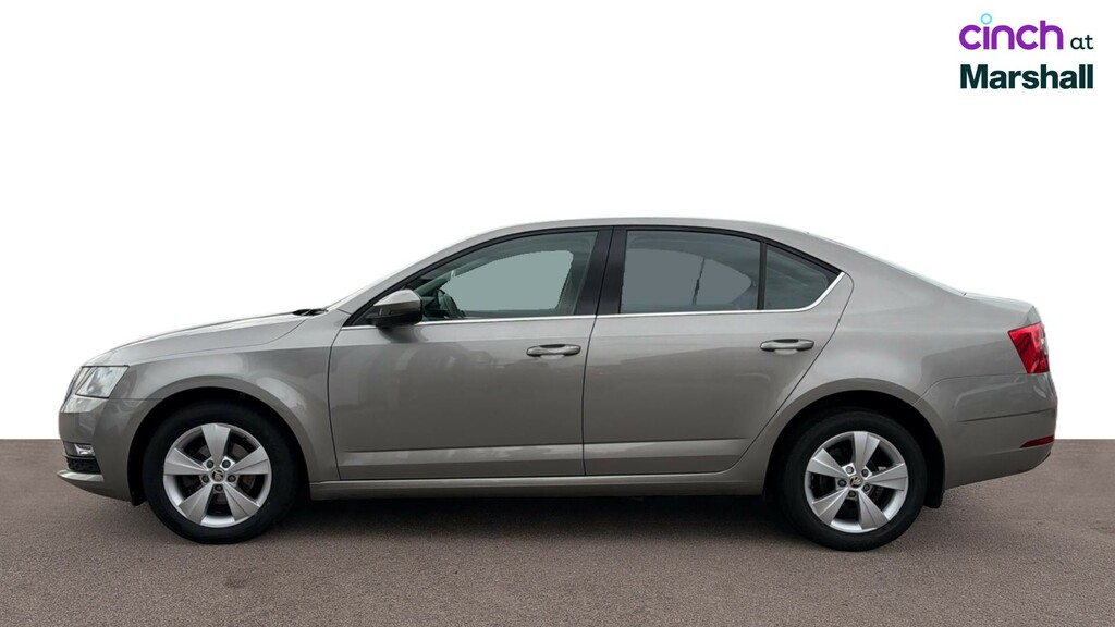 Skoda Octavia 1.6 Tdi Se Technology Black #6