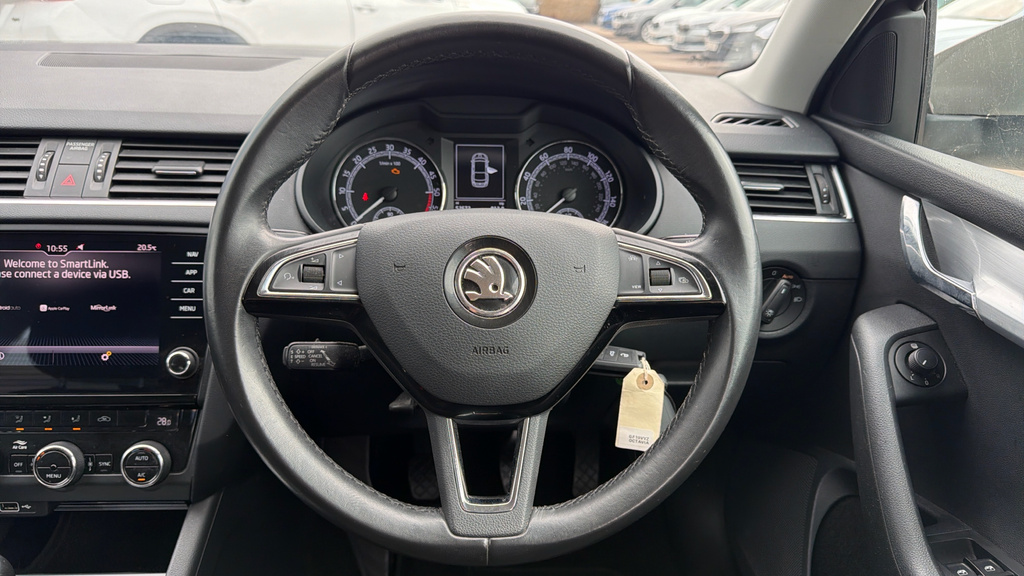 Skoda Octavia 1.6 Tdi Se Technology Black #28