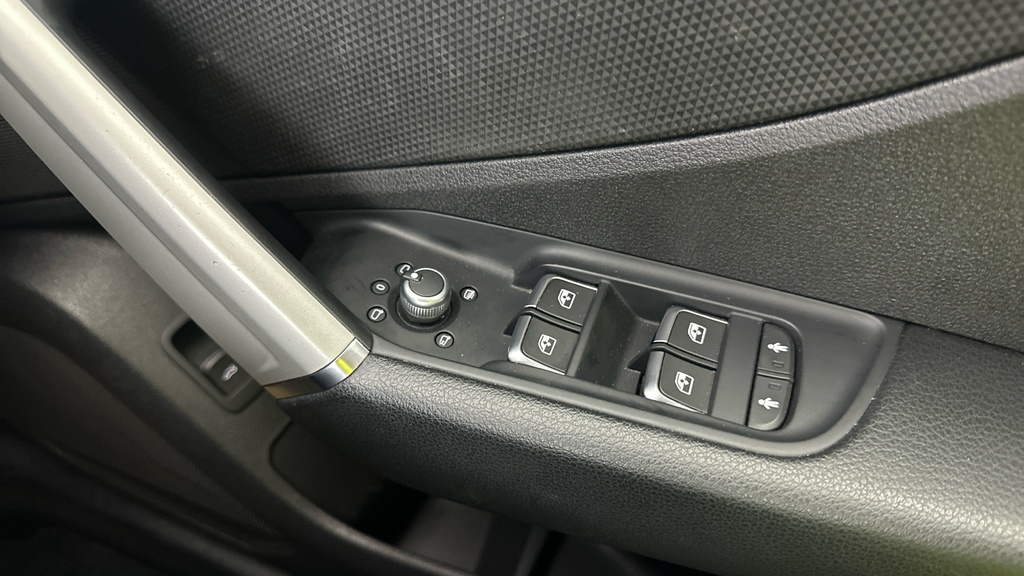 Audi Q2 30 Tfsi S Line Grey #14