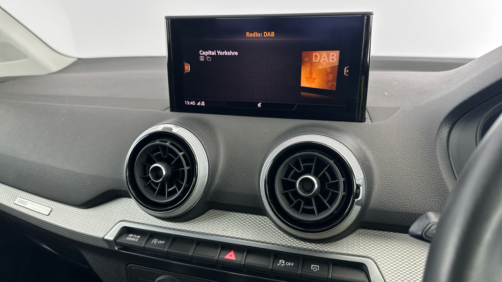 Audi Q2 30 Tfsi S Line Grey #10