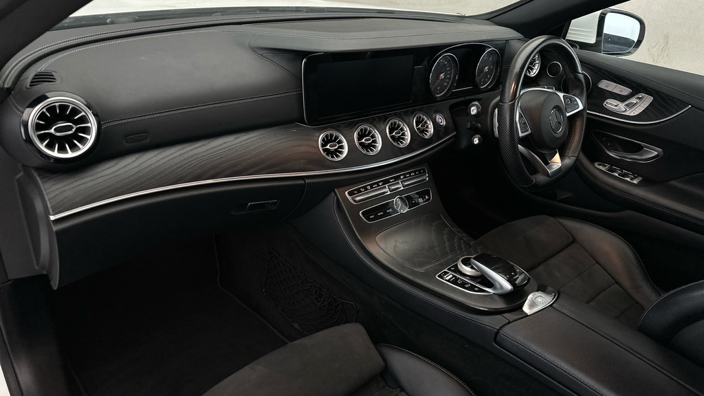 Mercedes-Benz E Class E 220 D Amg Line Premium White #13