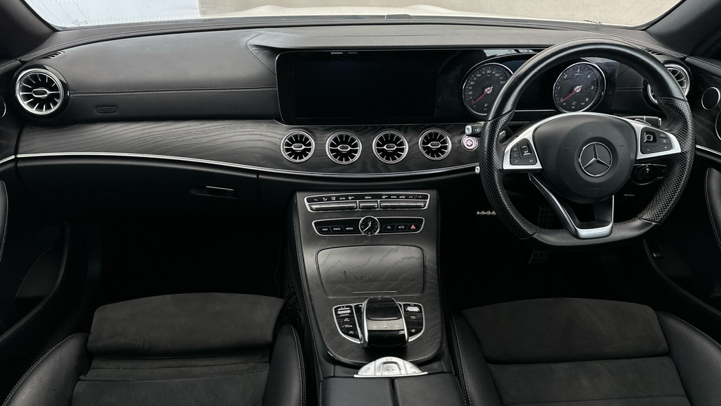 Mercedes-Benz E Class E 220 D Amg Line Premium White #14