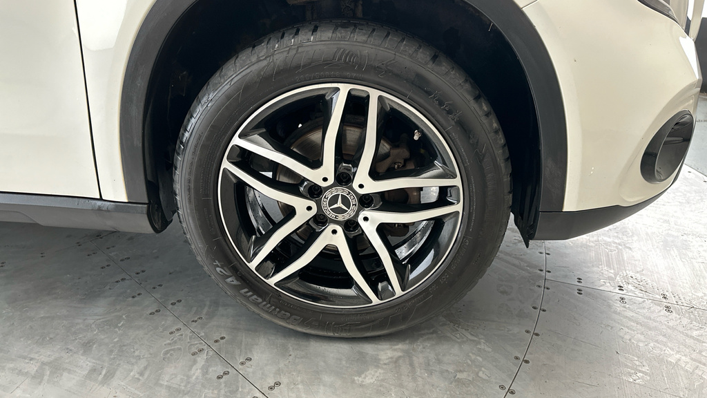 Mercedes-Benz GLA Class Grey #23