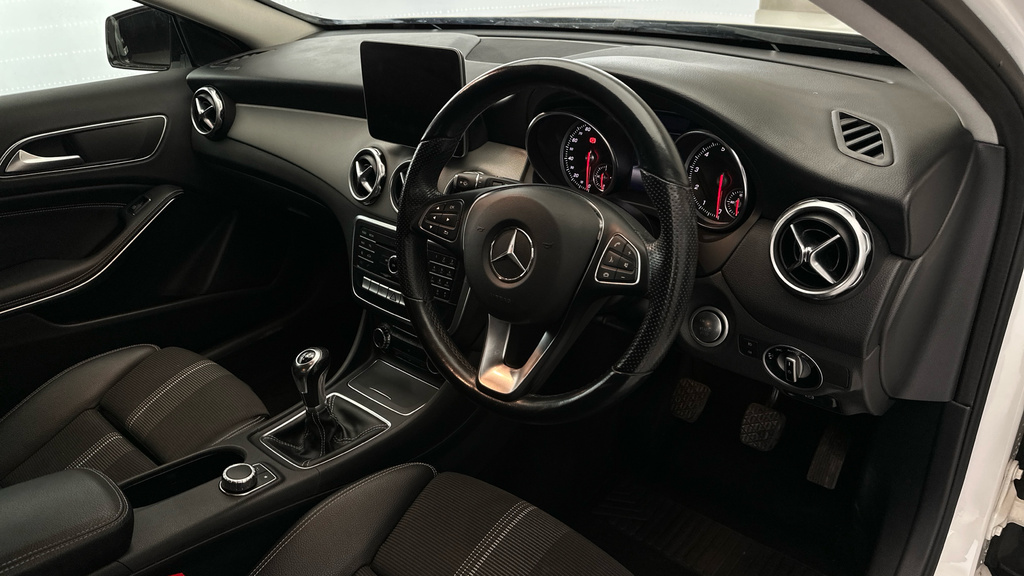 Mercedes-Benz GLA Class Grey #9