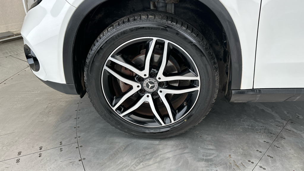 Mercedes-Benz GLA Class Grey #20