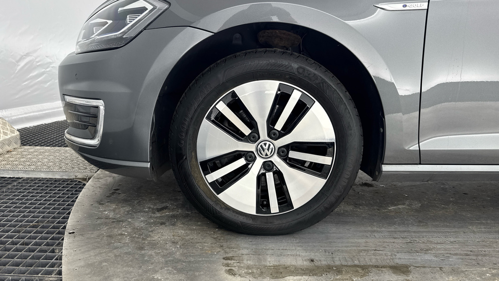 Volkswagen e-Golf 2020 35.8Kwh E-golf Hatchback 1 Black #19