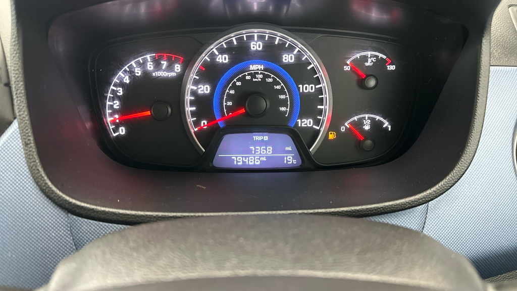 Hyundai I10  Grey #15