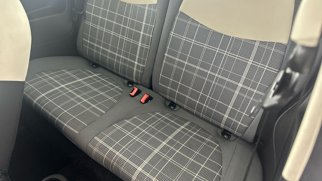 Fiat 500 Lounge Red #19