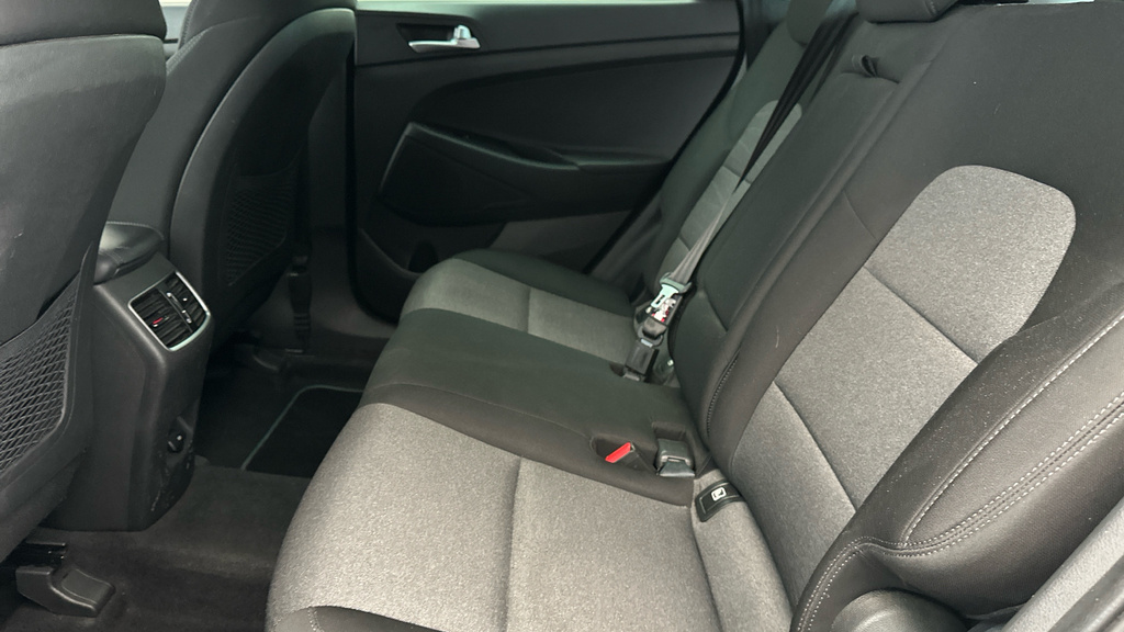 Hyundai Tucson Grey #19