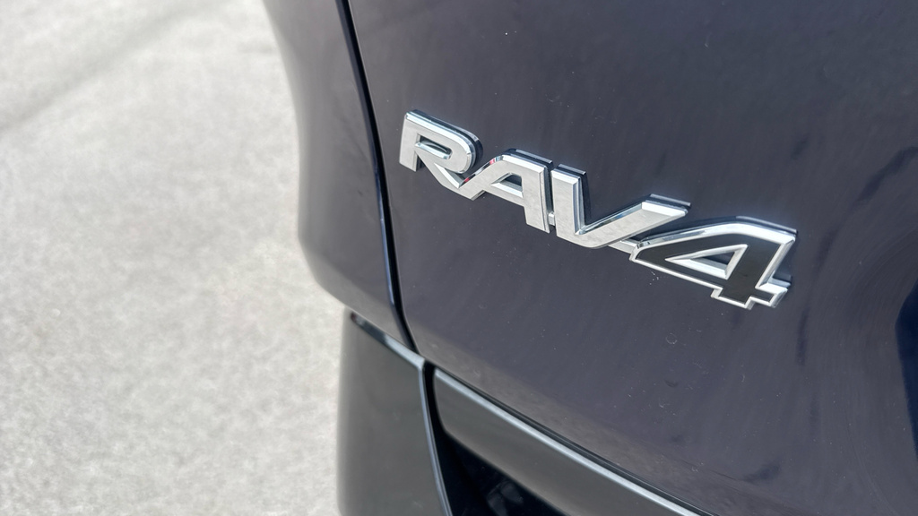 Toyota Rav 4 Design Black #43