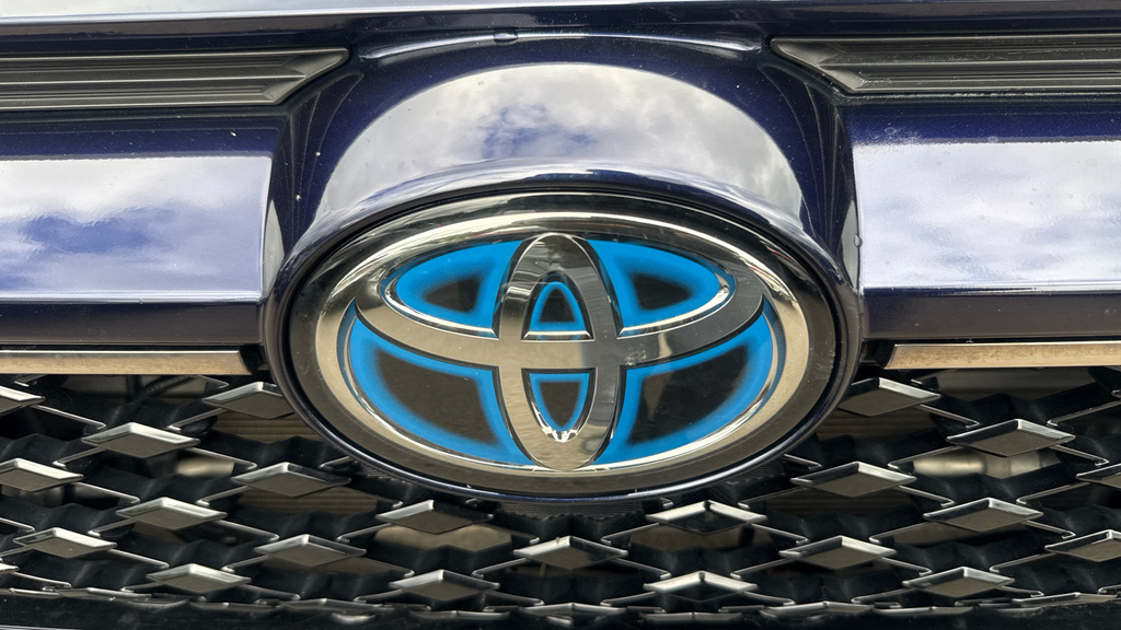 Toyota Rav 4 Design Black #42