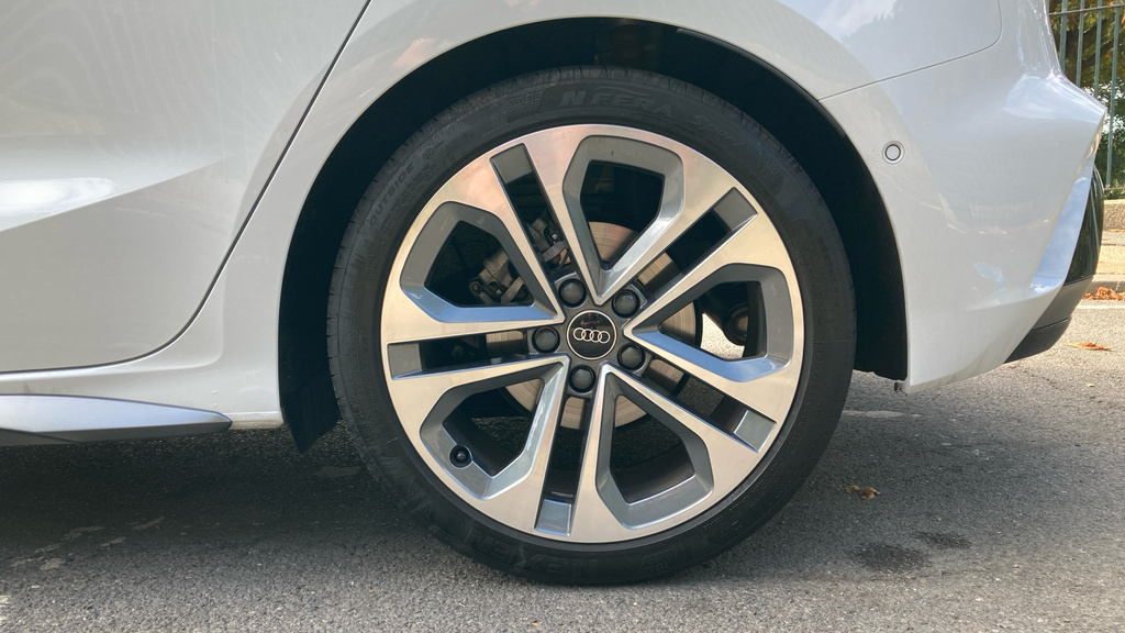 Audi A3 A3 1.5 Tfsi E 204 Black Edition S Tronic Grey #19