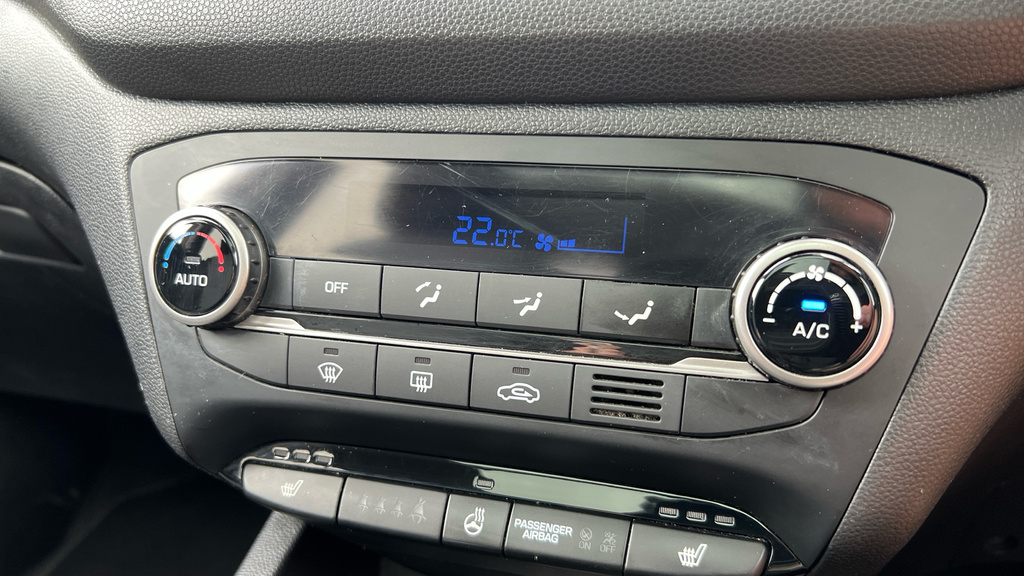 Hyundai I20 Se Grey #26