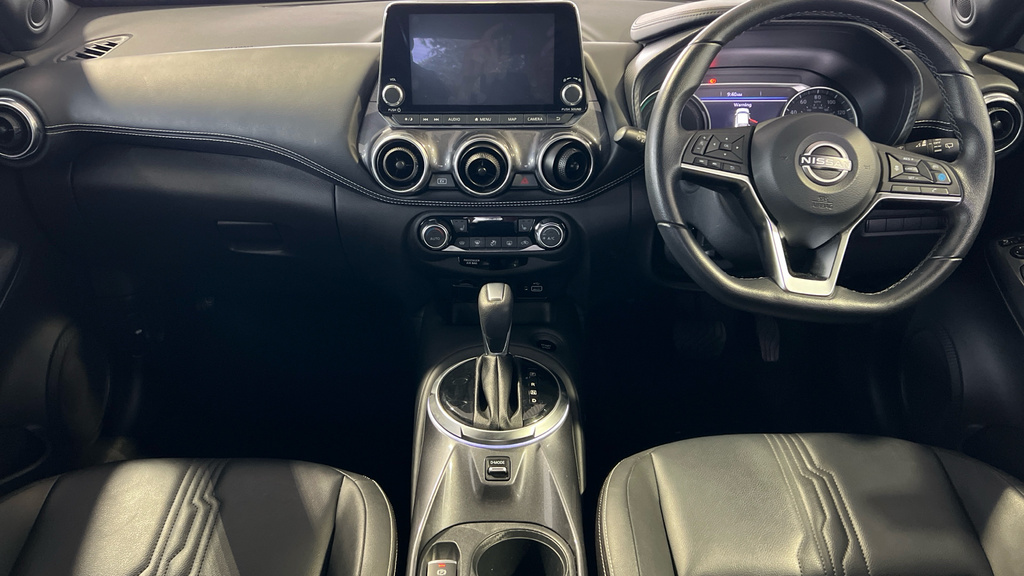 Nissan Juke Tekna Blue #11