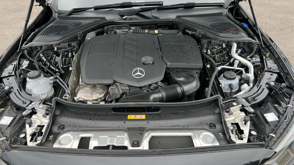 Mercedes-Benz E Class E220d Amg Line Premium Plus 9G-tronic Silver #25