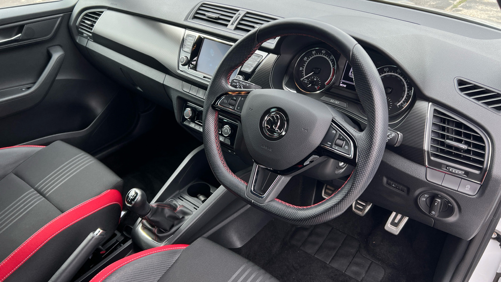 Skoda Fabia 2019 19 S Red #10
