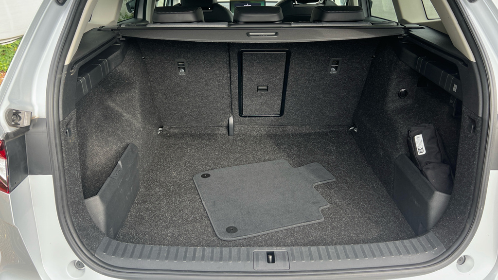 Skoda ENYAQ Electirc Grey #24