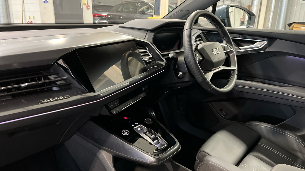 Audi Q4 E Tron Q4 S Line 35 E-tron 125,00 Kw Black #12