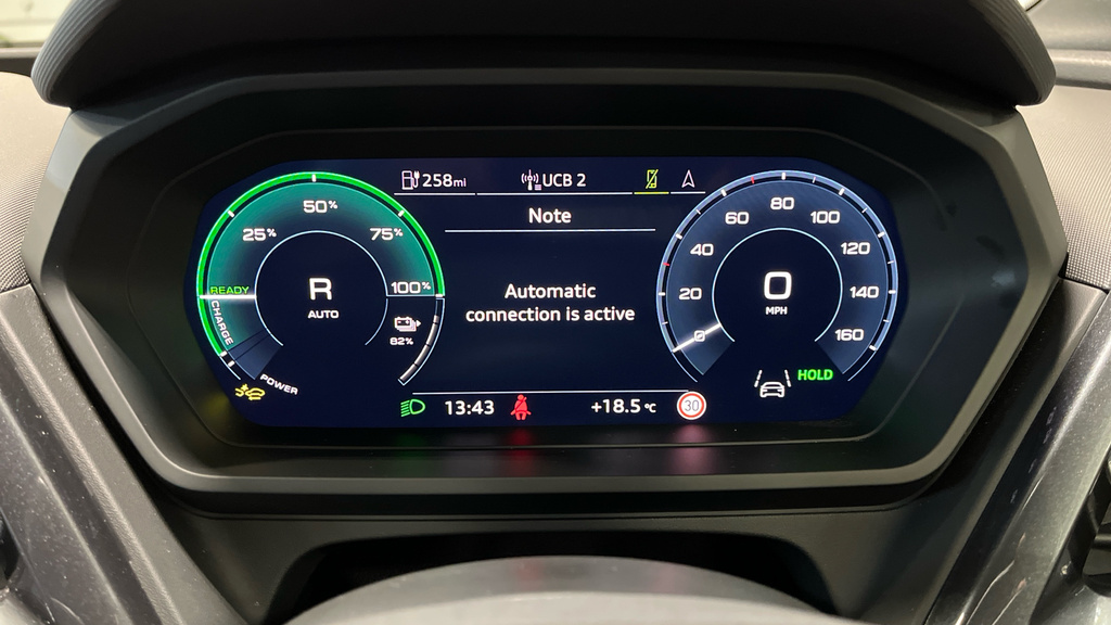 Audi Q4 E Tron Q4 S Line 35 E-tron 125,00 Kw Black #55