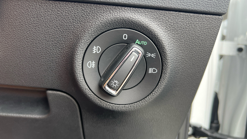 Skoda Karoq Se L Grey #15