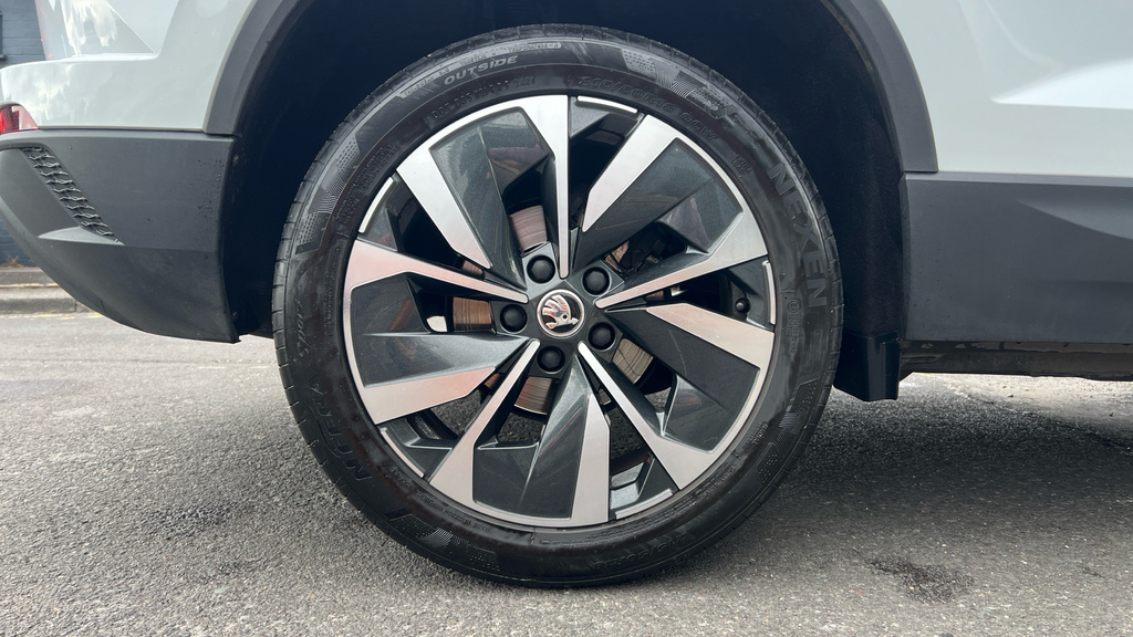 Skoda Karoq Se L Grey #28