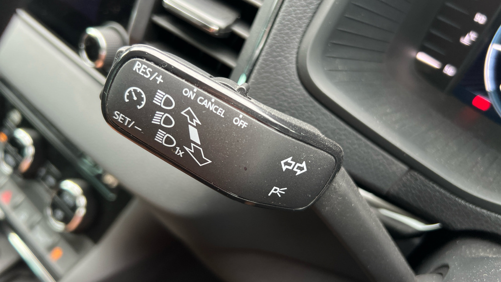 Skoda Karoq Se L Grey #14