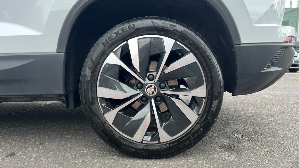Skoda Karoq Se L Grey #29