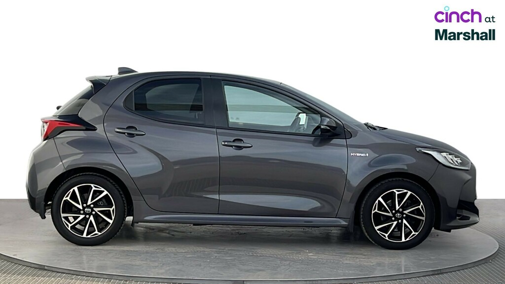 Toyota Yaris 1.6 Awd Circuit Pack Black #2