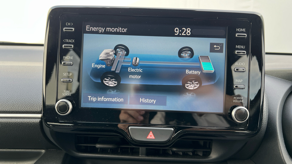 Toyota Yaris 1.6 Awd Circuit Pack Black #22