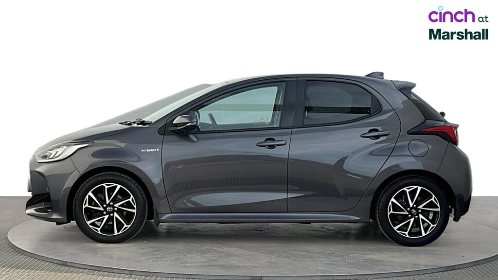 Toyota Yaris 1.6 Awd Circuit Pack Black #6