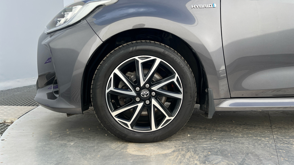 Toyota Yaris 1.6 Awd Circuit Pack Black #17