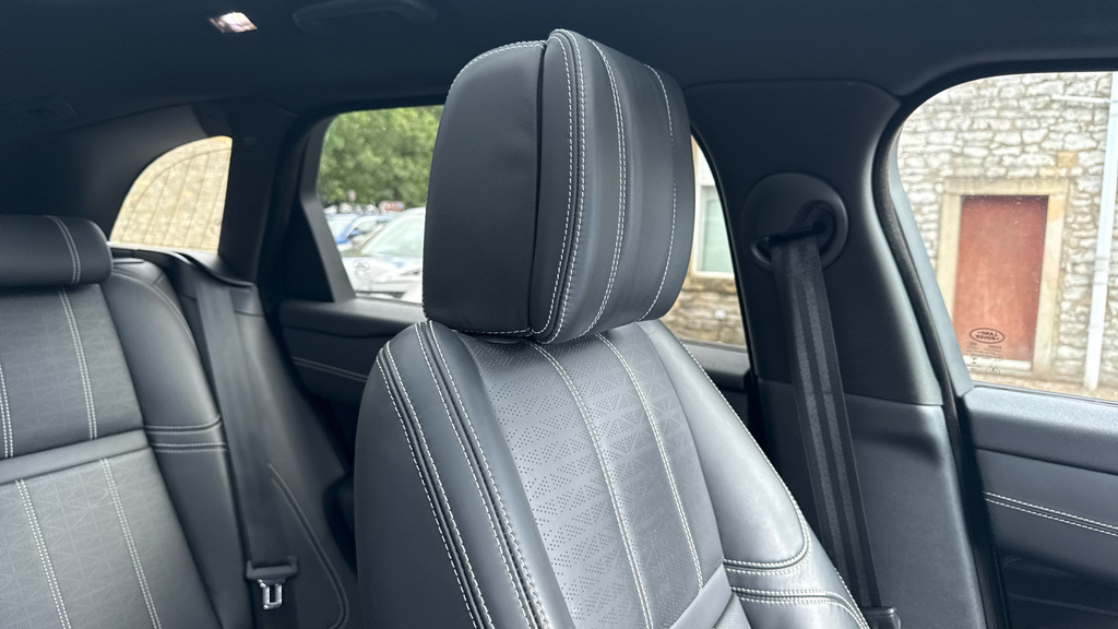 Land Rover Range Rover Velar R-dynamic Se White #34