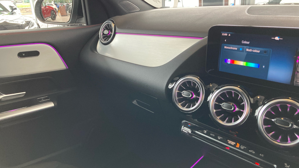 Mercedes-Benz GLA Class Suv Black #47