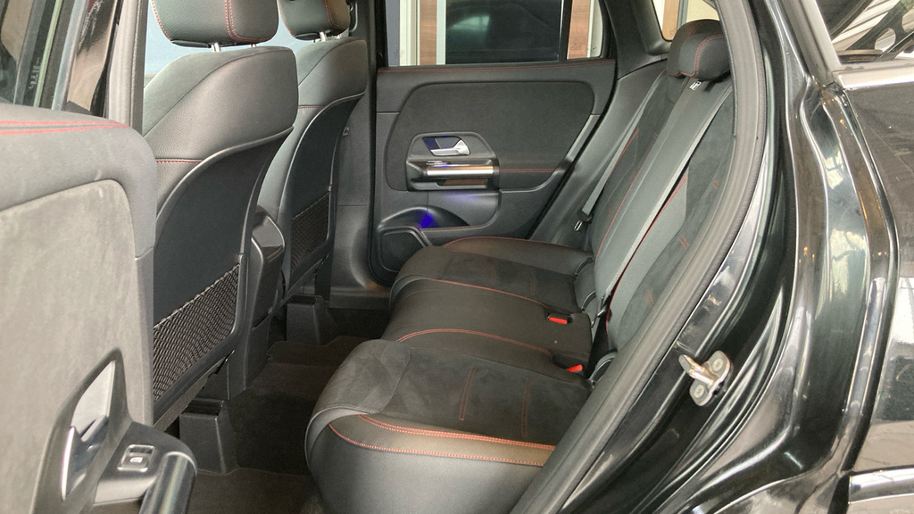 Mercedes-Benz GLA Class Suv Black #14