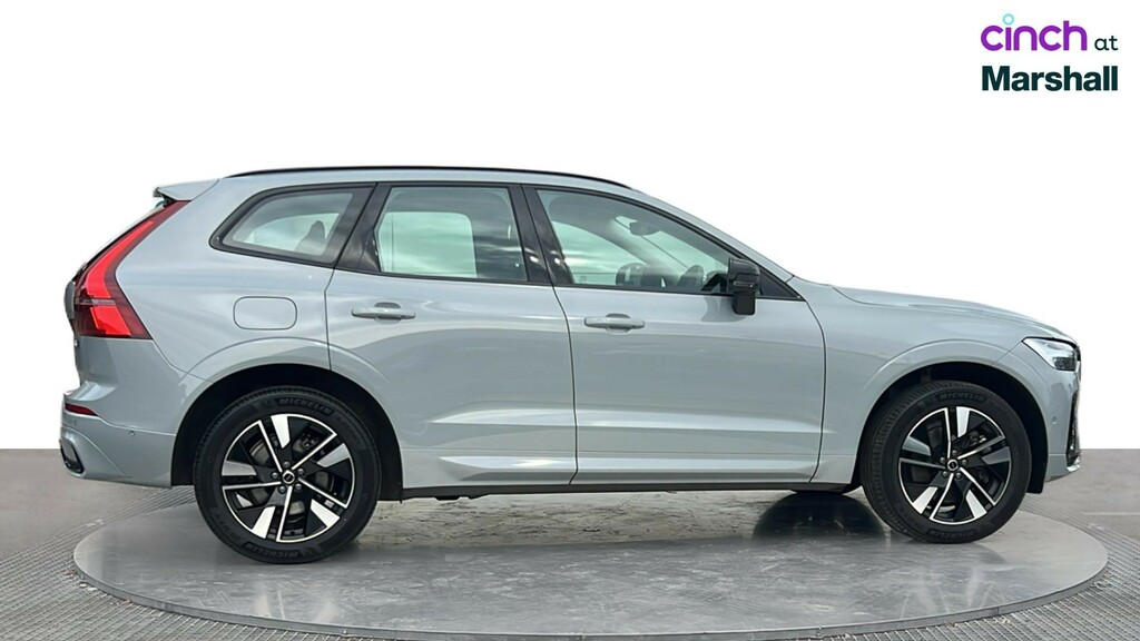 Volvo XC60 B5 P Awd Plus Pro Dark Blue #2