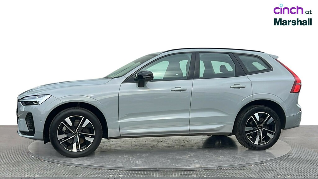 Volvo XC60 B5 P Awd Plus Pro Dark Blue #6