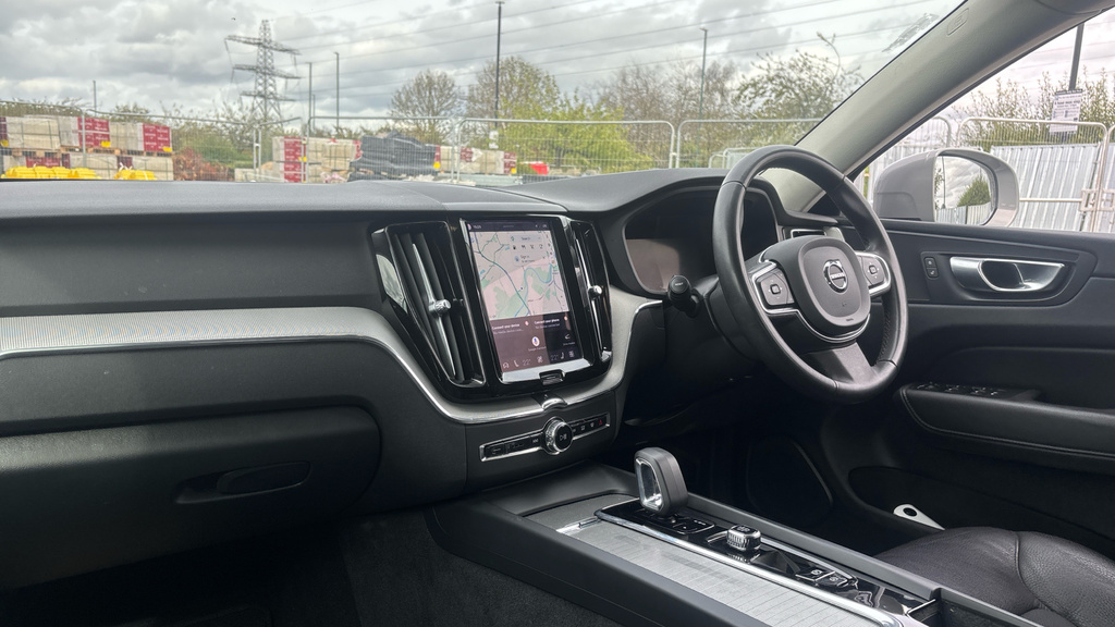 Volvo XC60 B4d Plus Dark Awd Mhev Silver #10