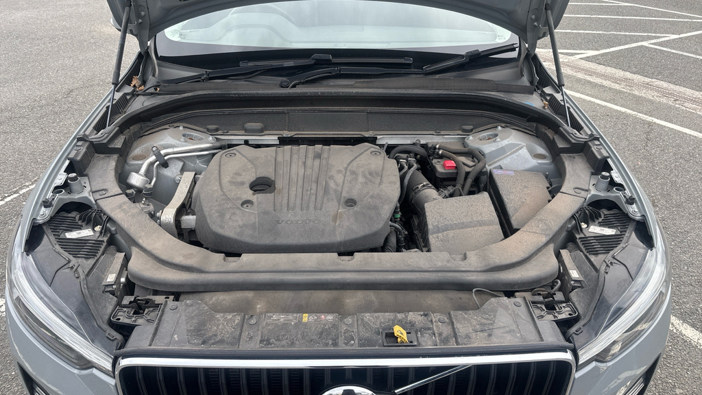 Volvo XC60 B4d Plus Dark Awd Mhev Silver #16