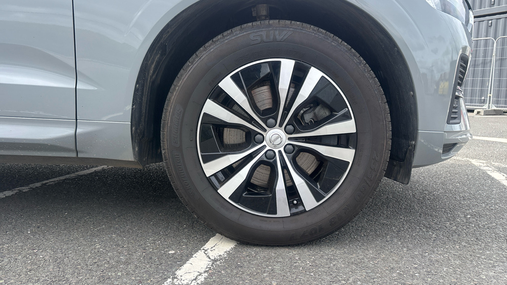 Volvo XC60 B4d Plus Dark Awd Mhev Silver #17