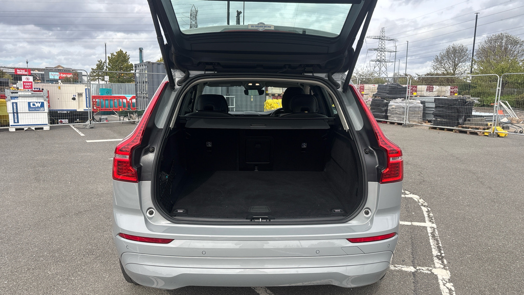 Volvo XC60 B4d Plus Dark Awd Mhev Silver #15